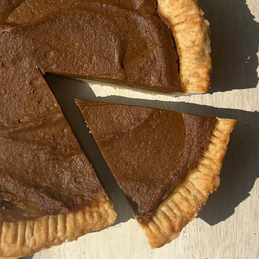 /HOLIDAY PRE ORDER 9" Pumpkin Pie!