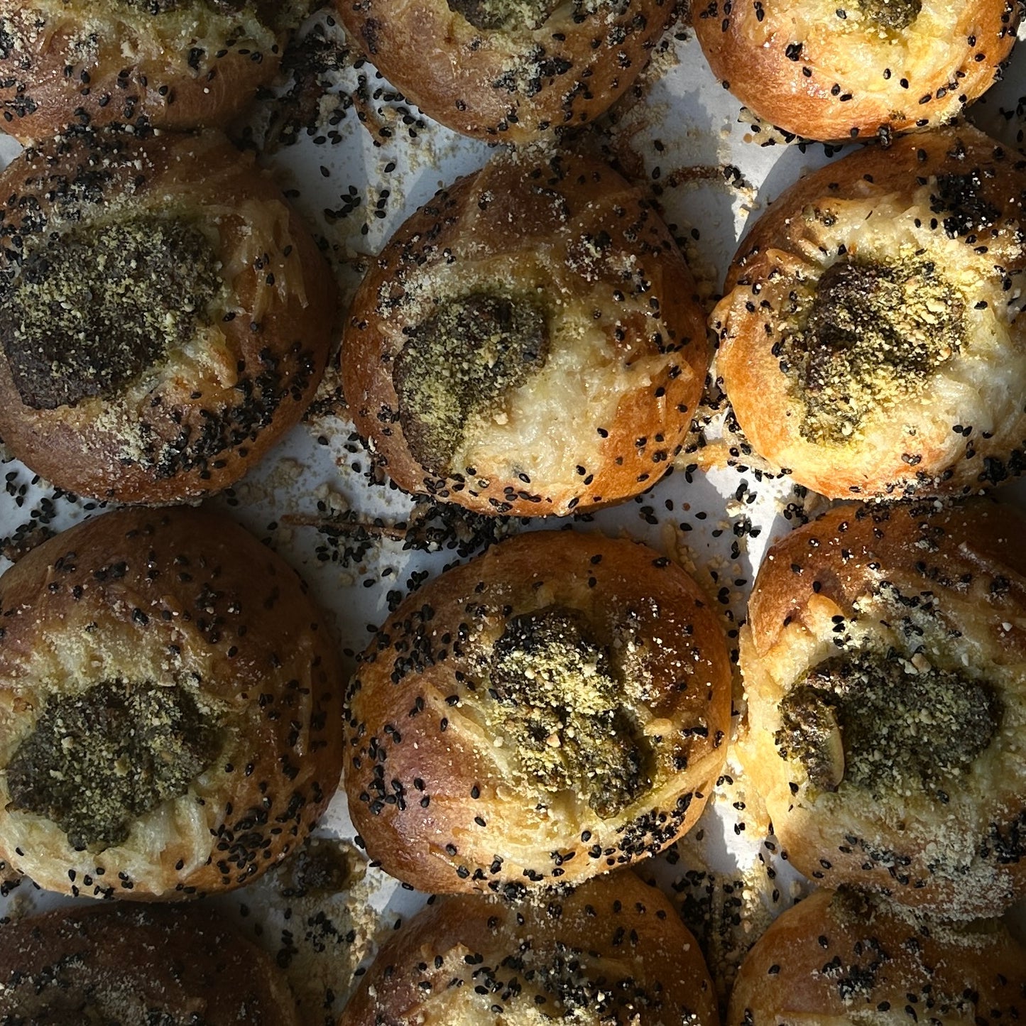 Pesto Parm Bun